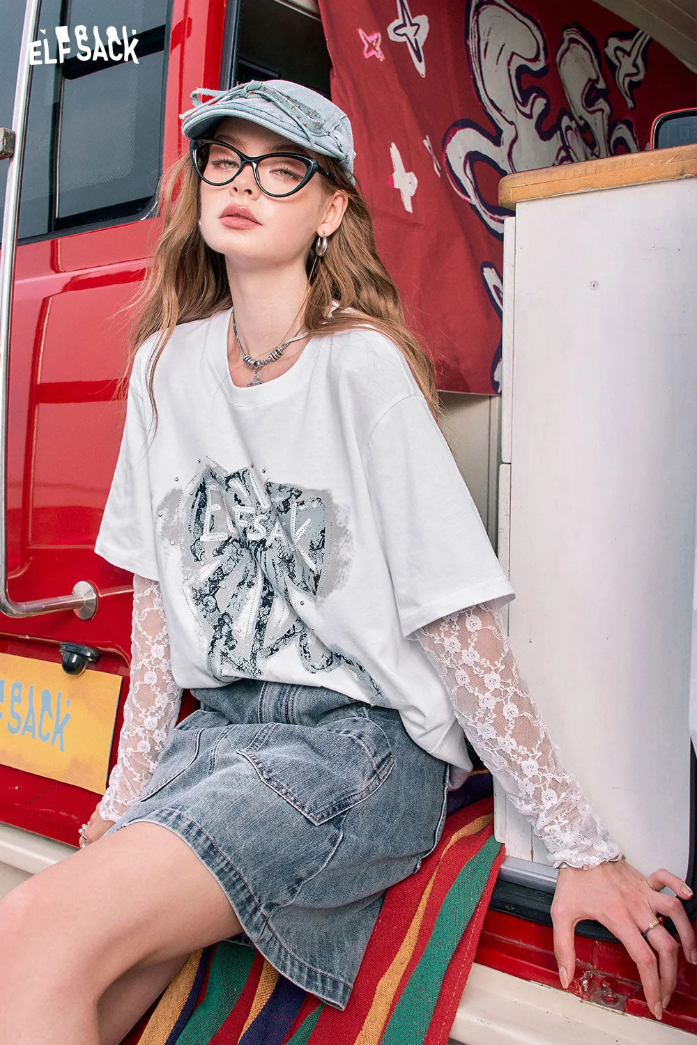 ELFSACK 2024 Summer New Arrivals Bow print fake two piece T-shirt women's lace patchwork long sleeved top