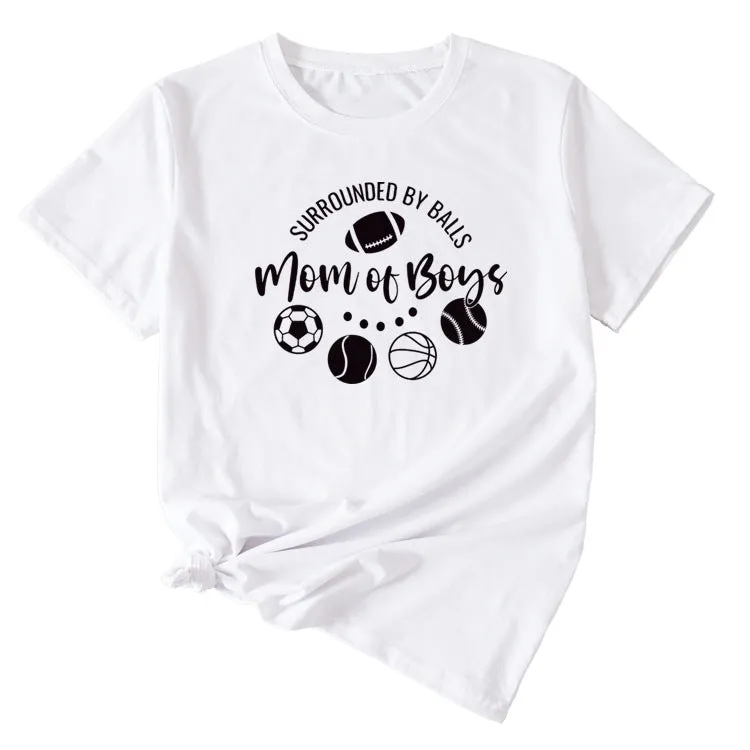 Surrounded By Balls Mom Basketball Pattern Round Neck Short Sleeve T-shirt