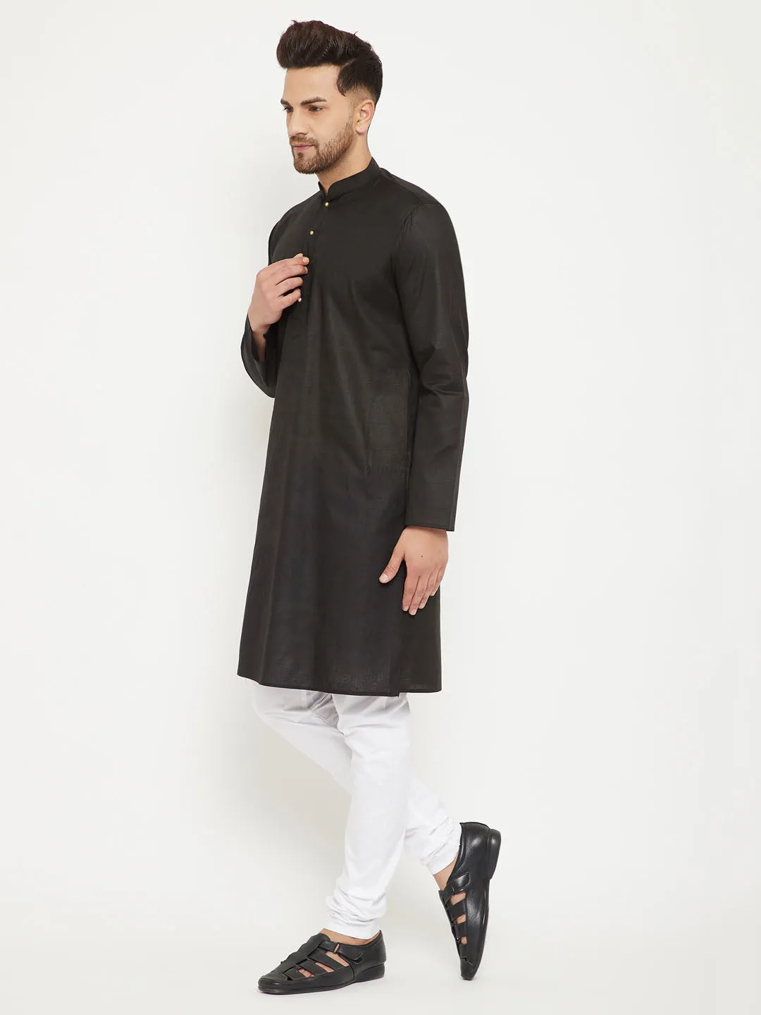 Vastramay Men's Black & White Kurta Pyjama