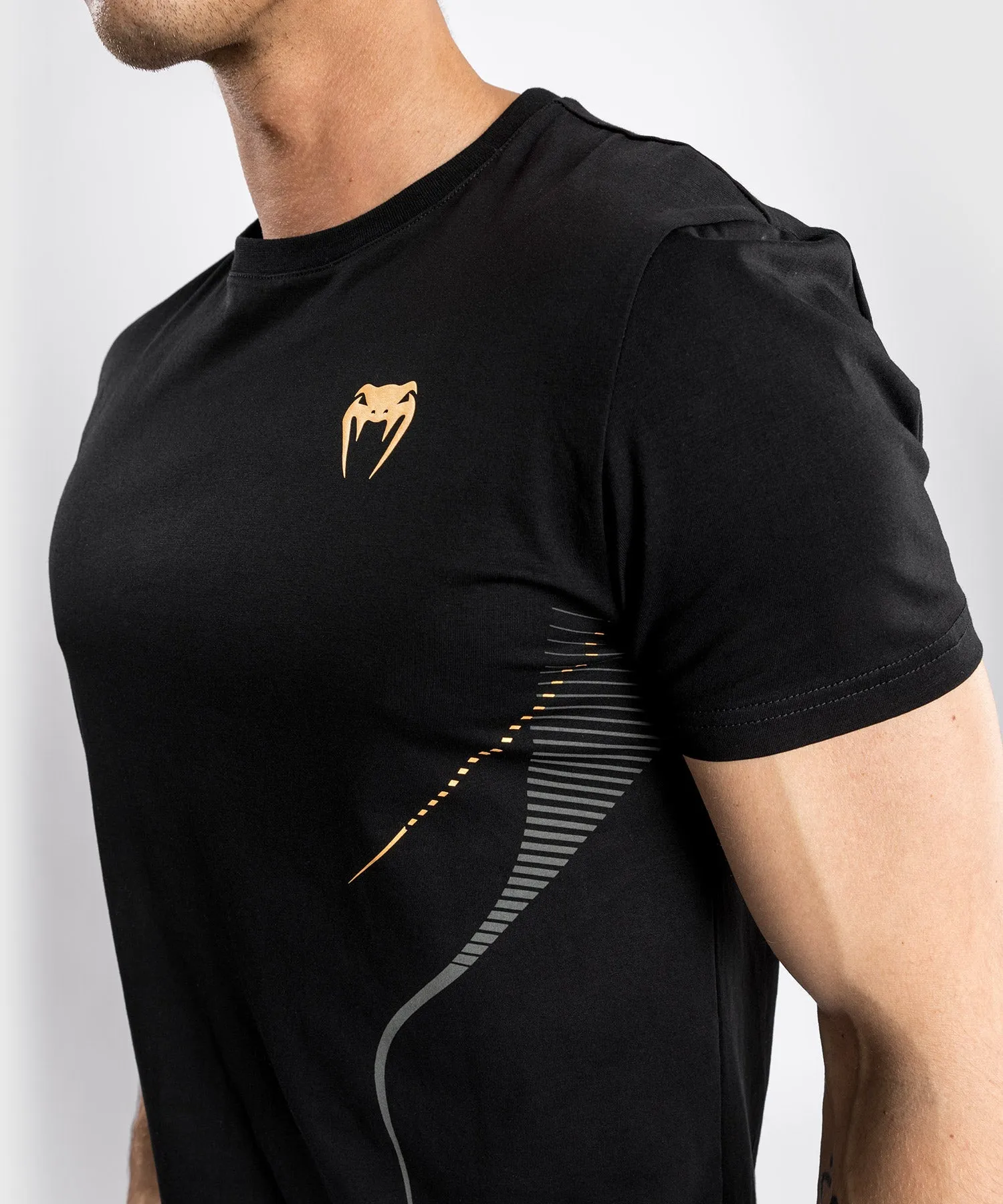 Venum Athletics T-shirt – Black/Gold